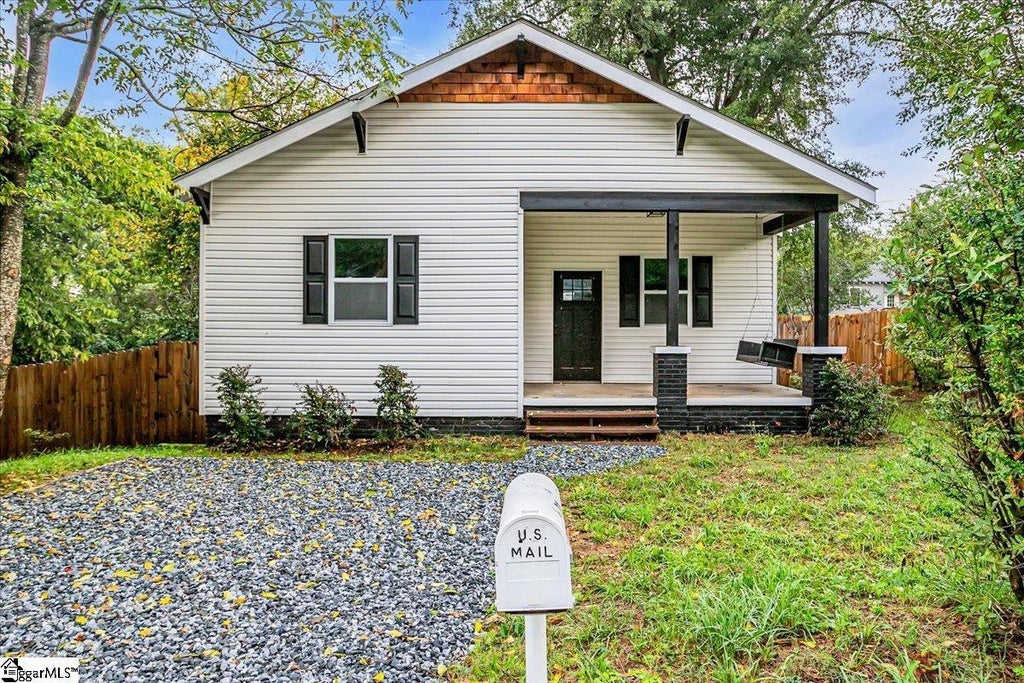 21 Lonsdale Street, Seneca