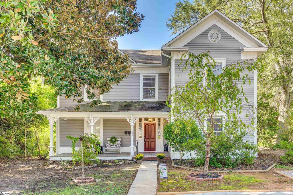 203 Kings Mountain Street, Clover