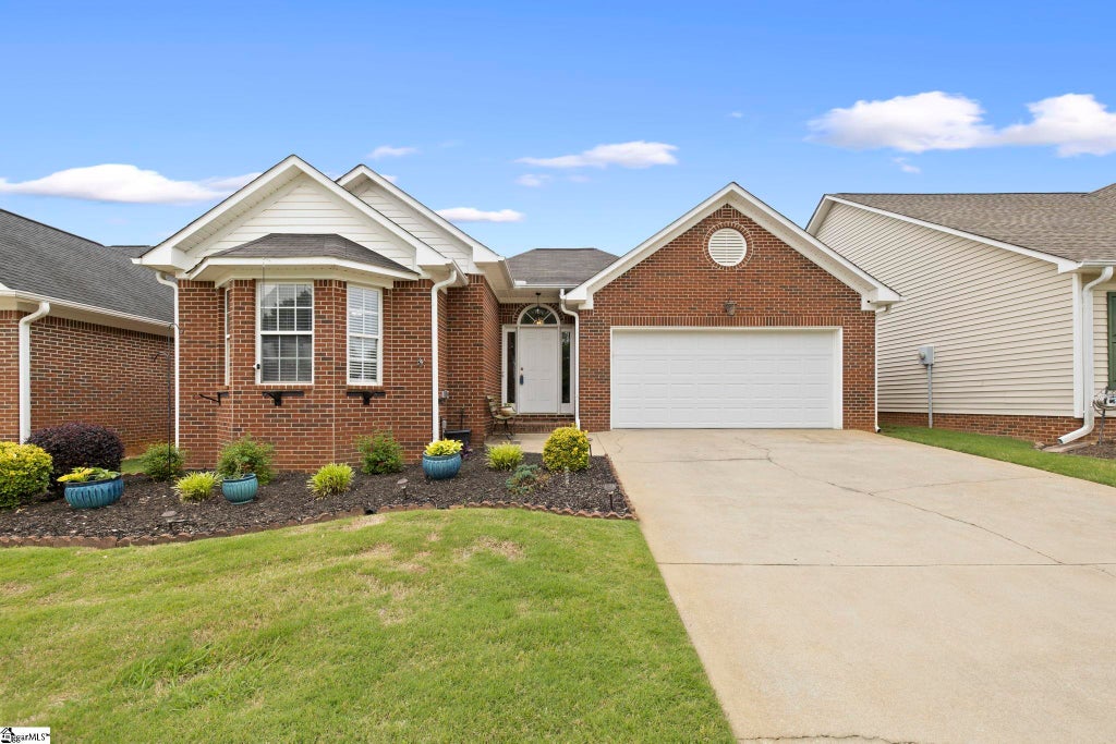 436 Rambling Rose Way, Moore