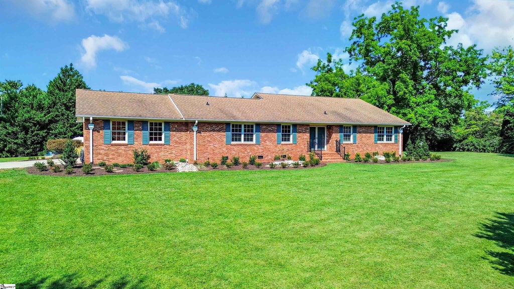 3 Coleman Park Circle, Travelers Rest