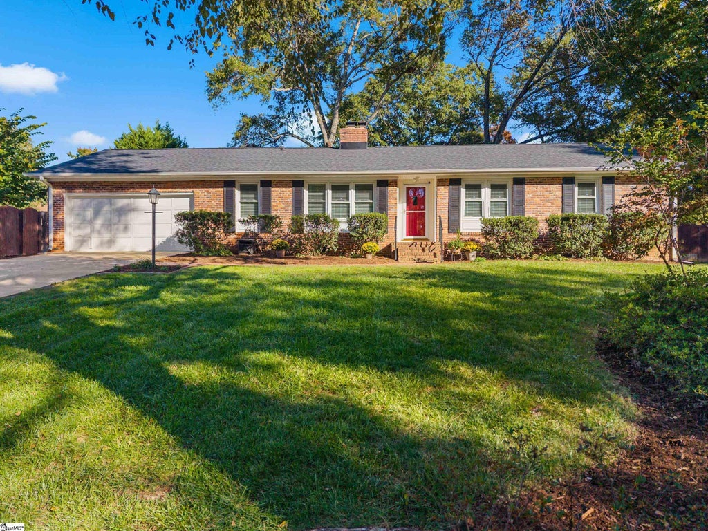 611 Great Glen Court, Greenville