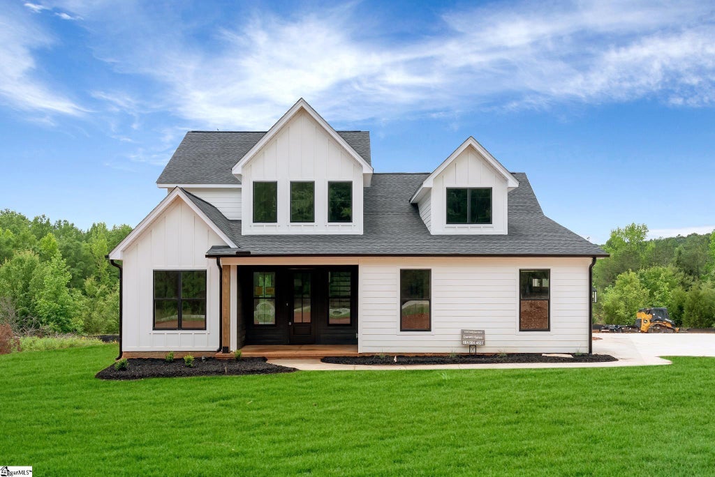 9 Burns Road, Travelers Rest