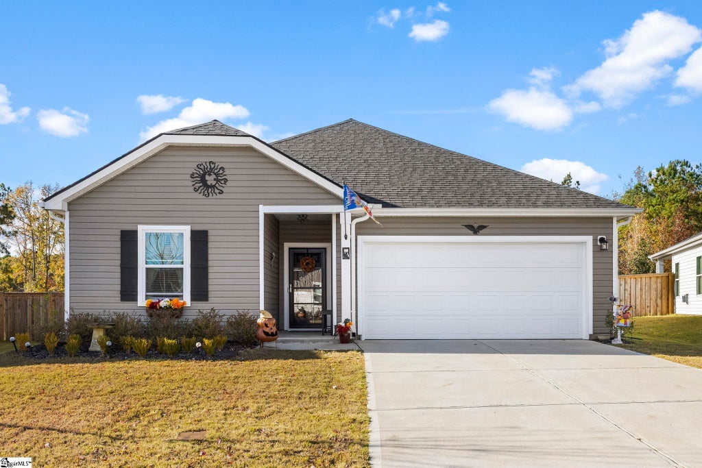 114 Layken Drive, Fountain Inn