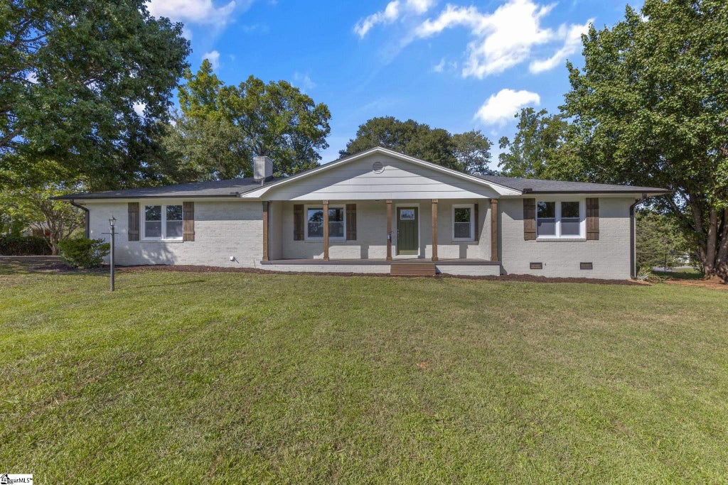 102 Pamela Drive, Williamston