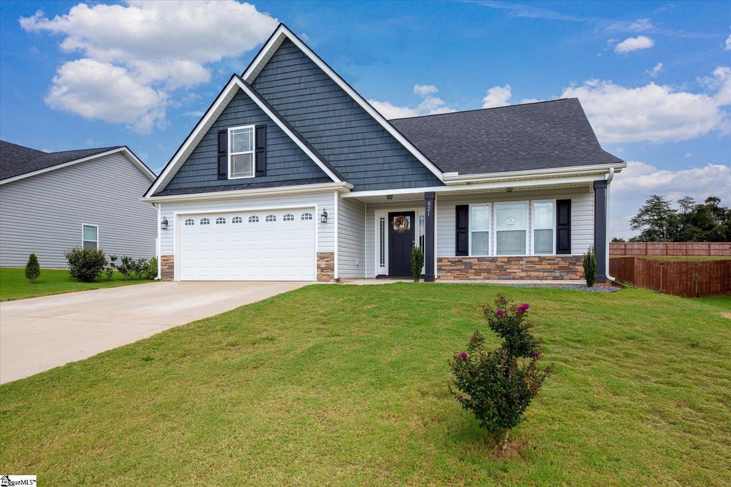 821 Brennan Way, Lyman