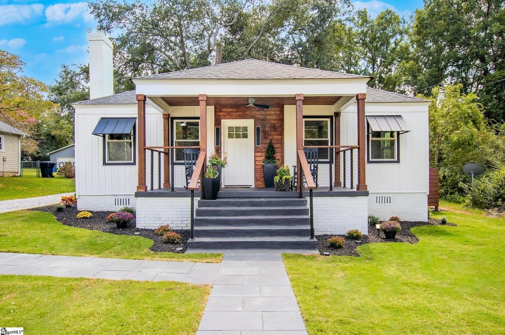 207 Mayfield Drive, Anderson