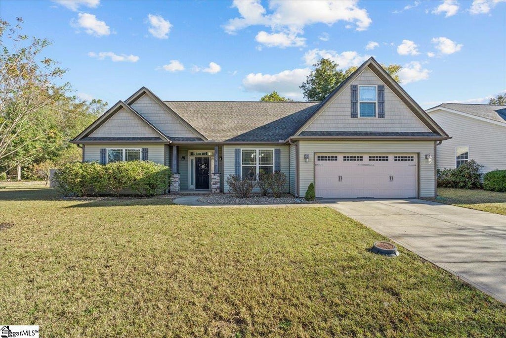 247 Finley Hill Court, Simpsonville