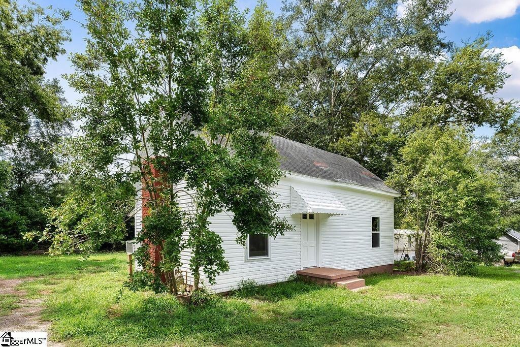 151 Ranch Road, Laurens