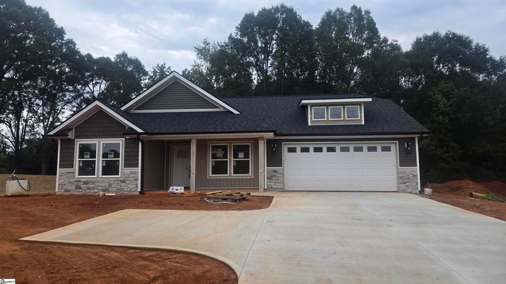 1168 W Rutledge Avenue, Gaffney