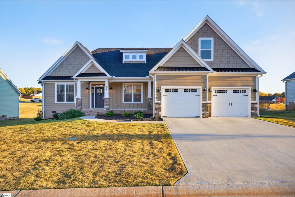 834 Grantwood Circle, Greer