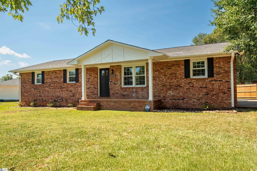 202 S Highway 187, Anderson