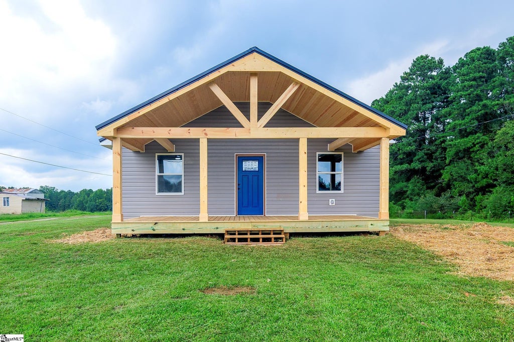 126 Old Race Track Road, Gaffney