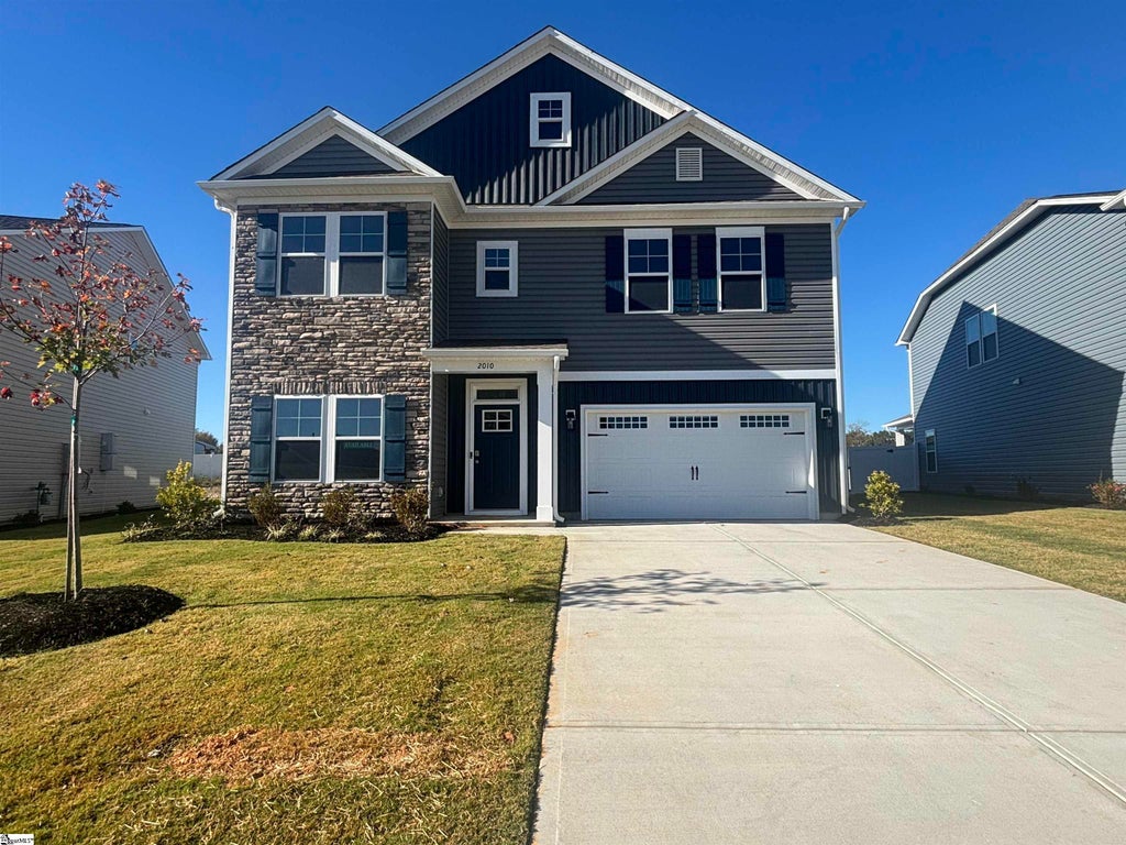 2010 Halton Oaks Drive, Spartanburg