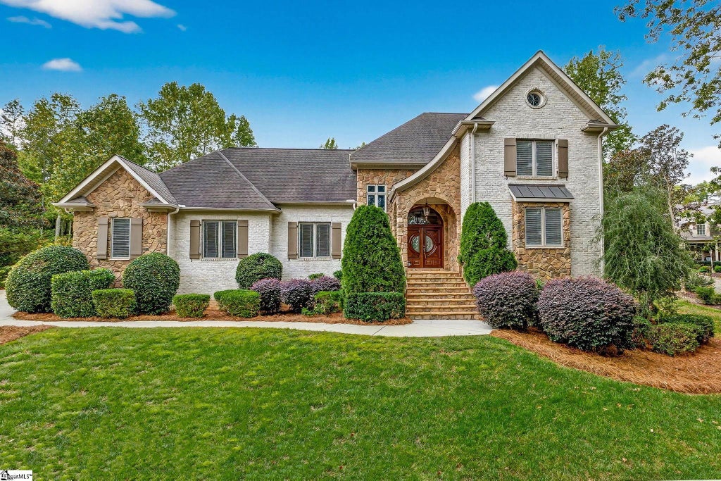 907 Sugar Oak Court, Simpsonville