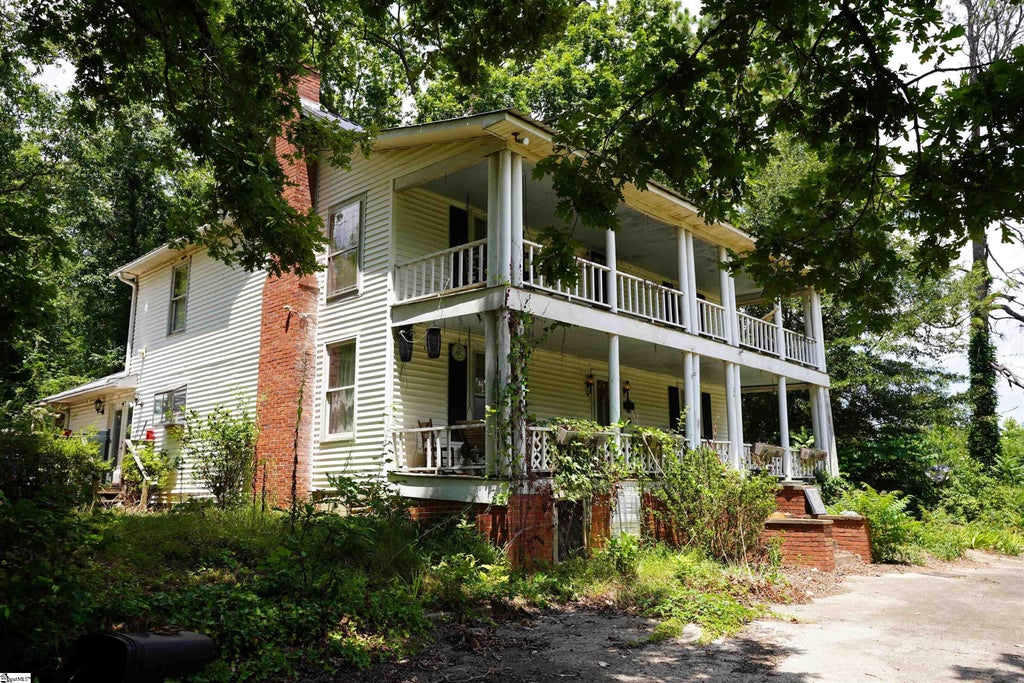 1212 Pleasant Hill Road, Landrum