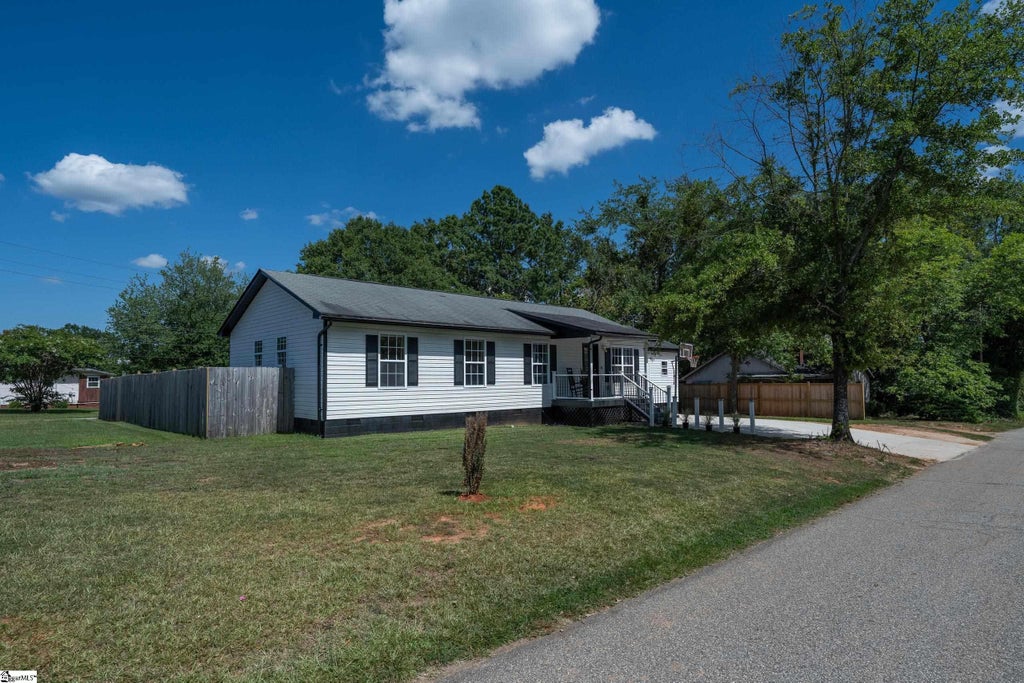 101 Morgan Street, Greer