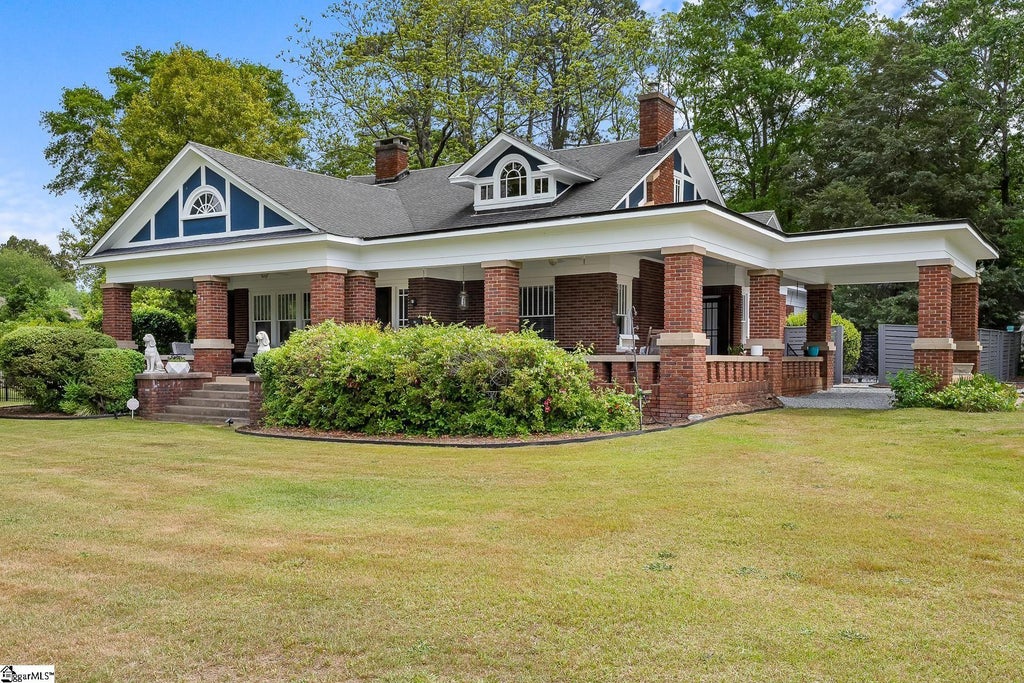 227 S Main Street, Honea Path