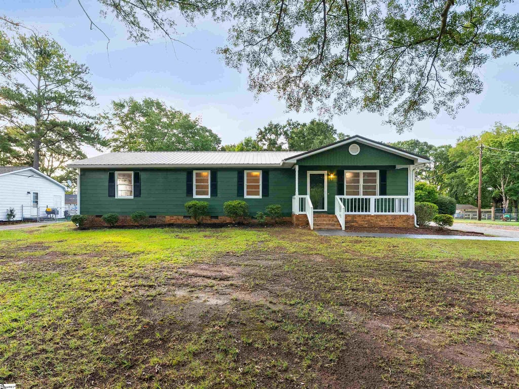 130 Pine Street Extension, Campobello