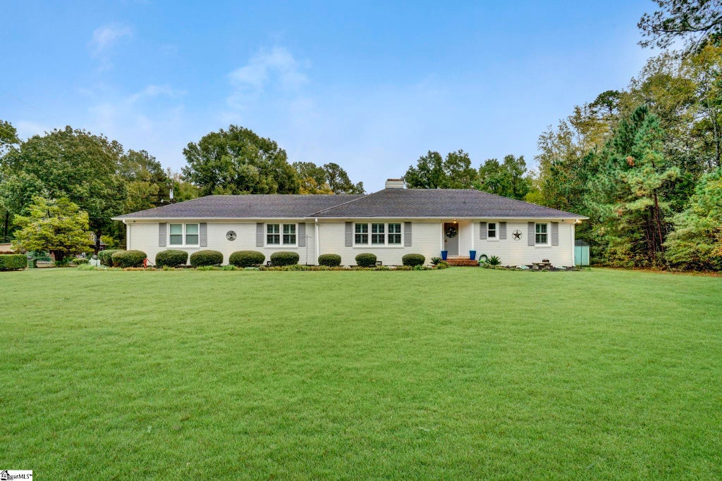 607 S Adair Street, Clinton