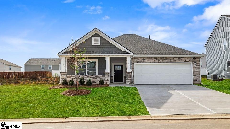 221 Mosby Drive, Fountain Inn