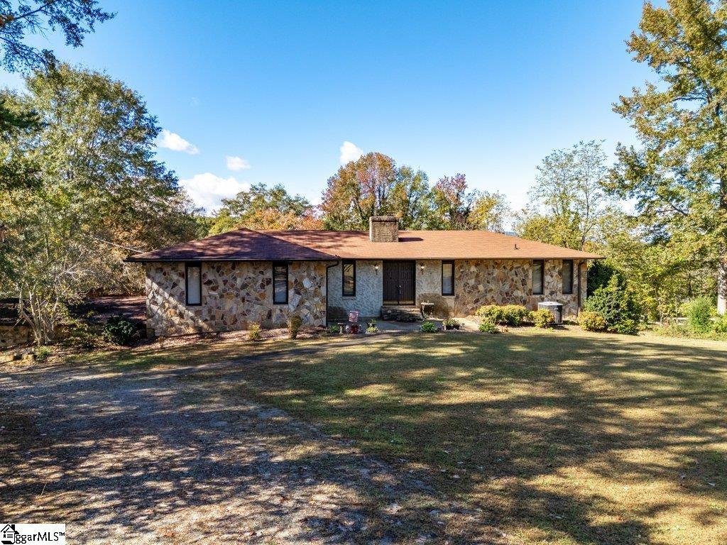 1235 Dickson Road, Campobello