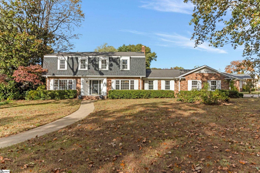 2 Pilgrims Point Road, Greenville