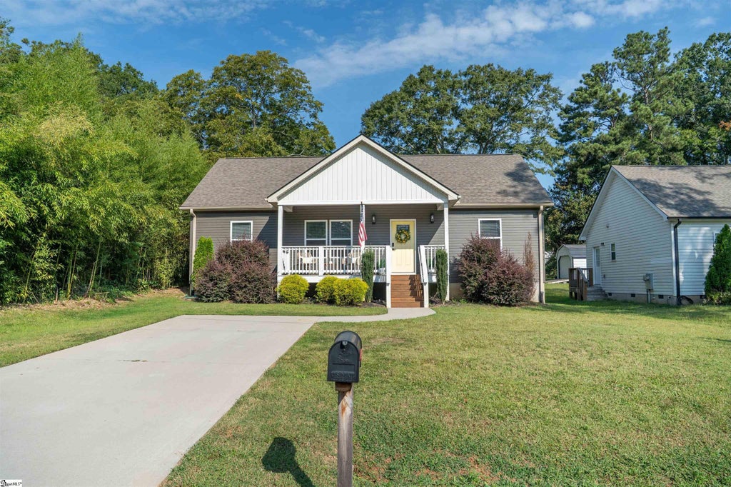 236 Stone Avenue, Woodruff