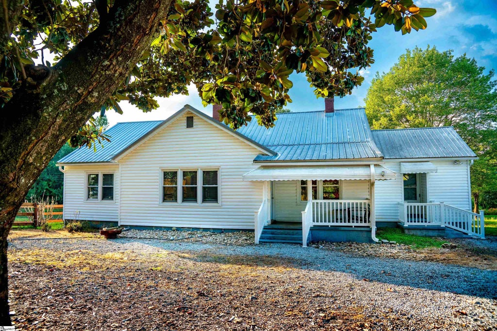 415 Ware Road, Chesnee