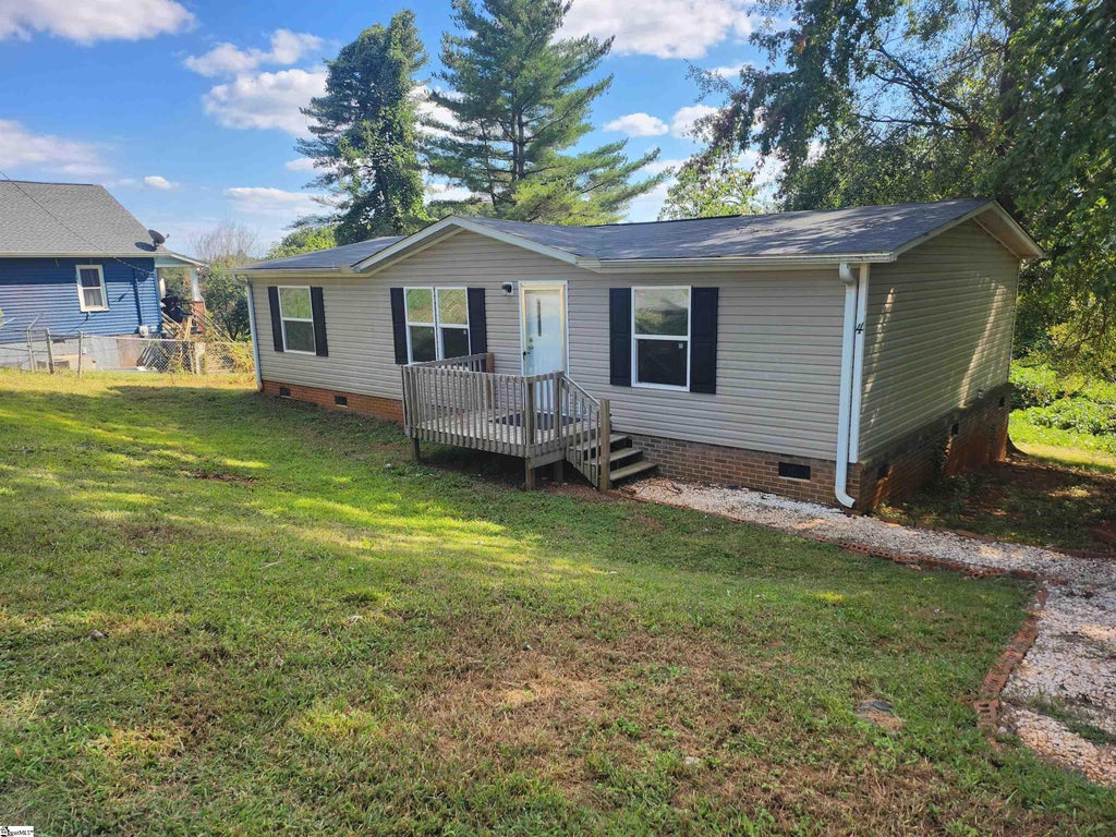 4 Ash Street, Startex