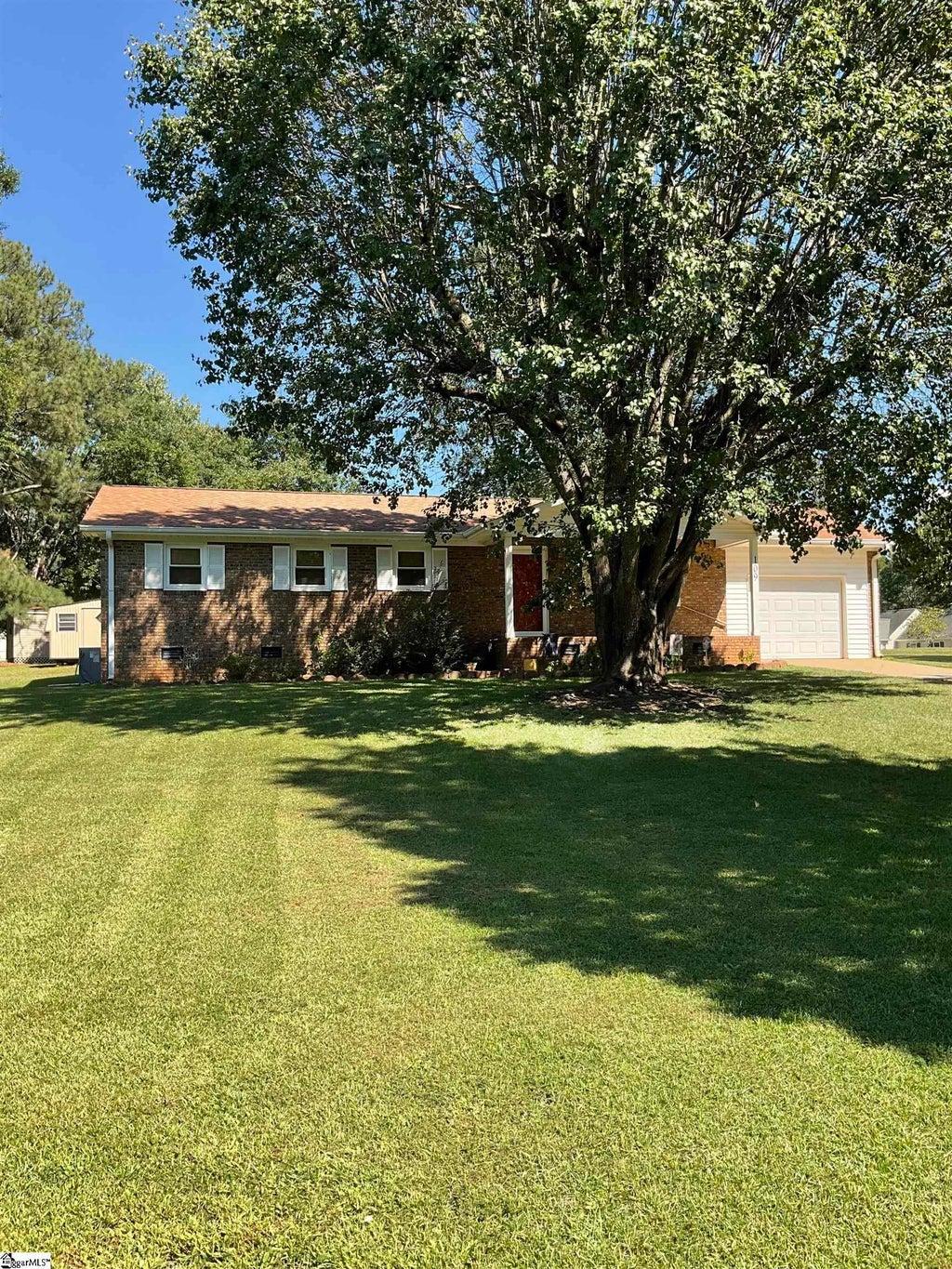 109 Woods Drive, Williamston