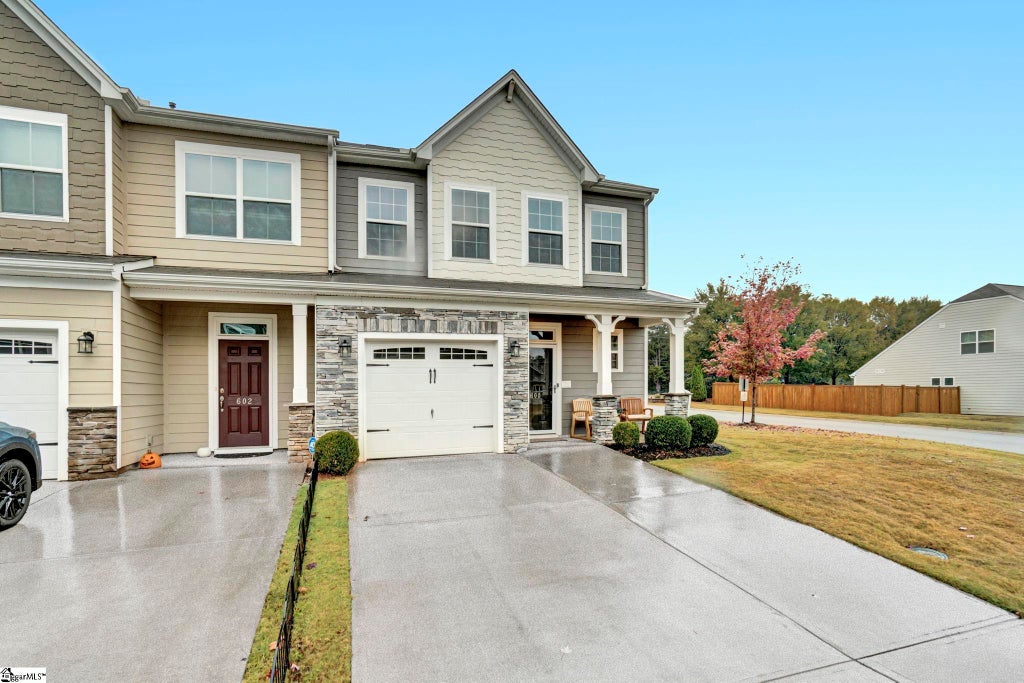 600 Daisy Hill Lane, Simpsonville