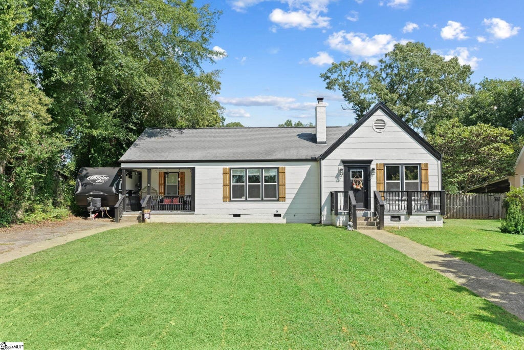 127 E Victoria Road, Spartanburg