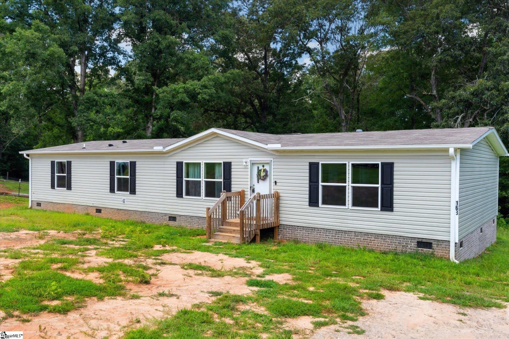 163 Freedom Forest Drive, Liberty