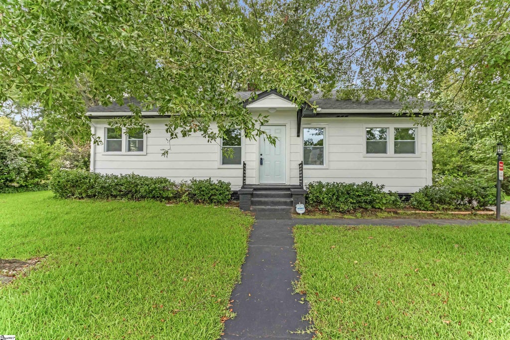 207 South Carolina Avenue, Spartanburg