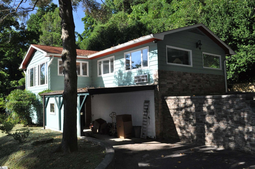 502 Meadowlark Drive, Tryon