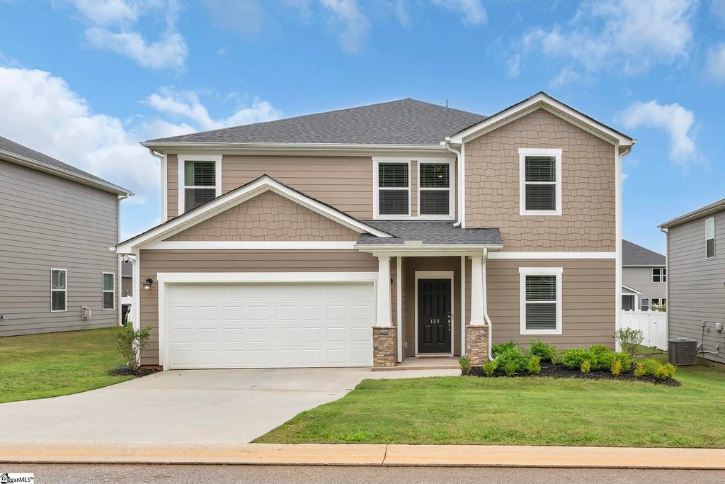 133 Hazelcroft Drive, Fountain Inn