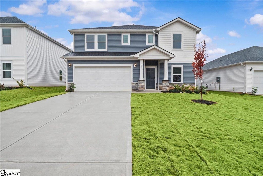 217 Tantalus Street, Gray Court