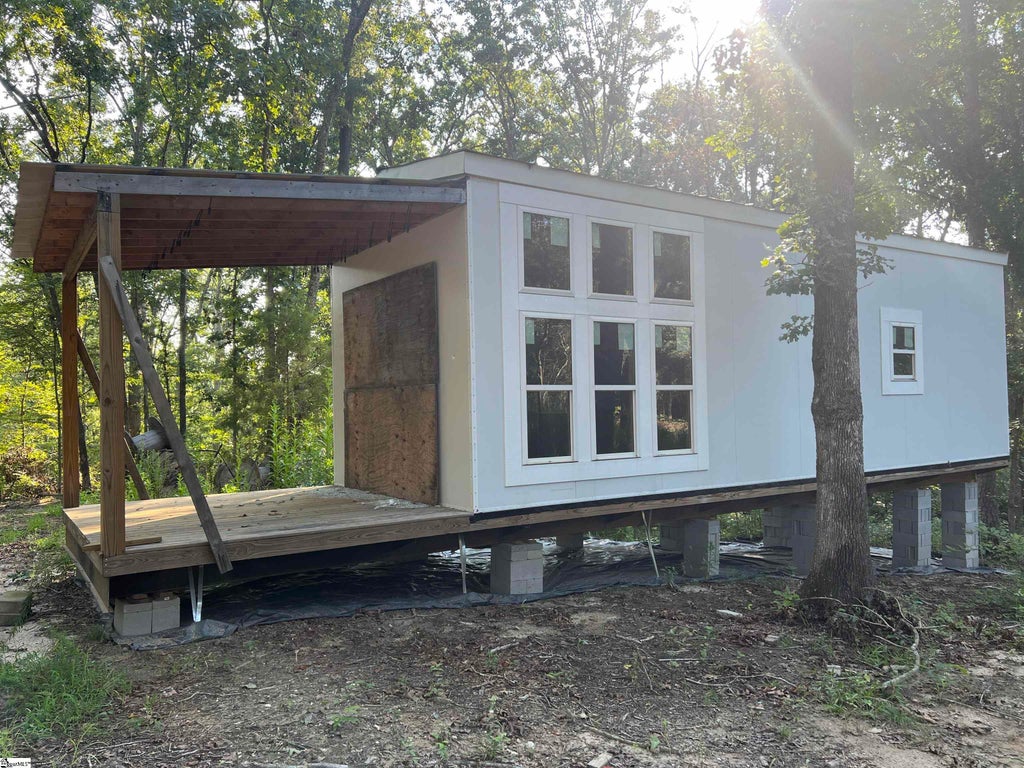 227 Smiths Village Road, Waterloo