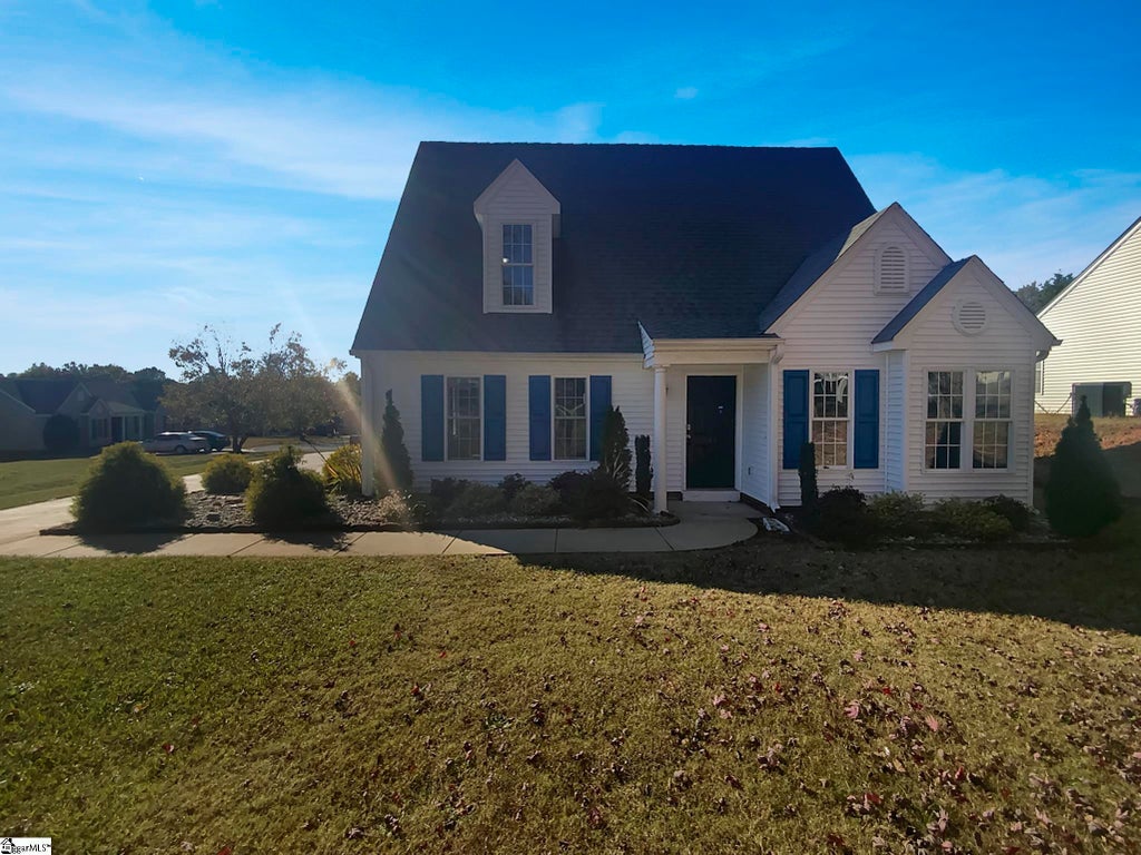 108 W Compass Way, Easley