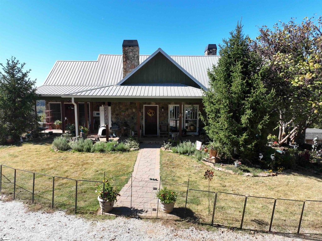 284 River Road, Westminster