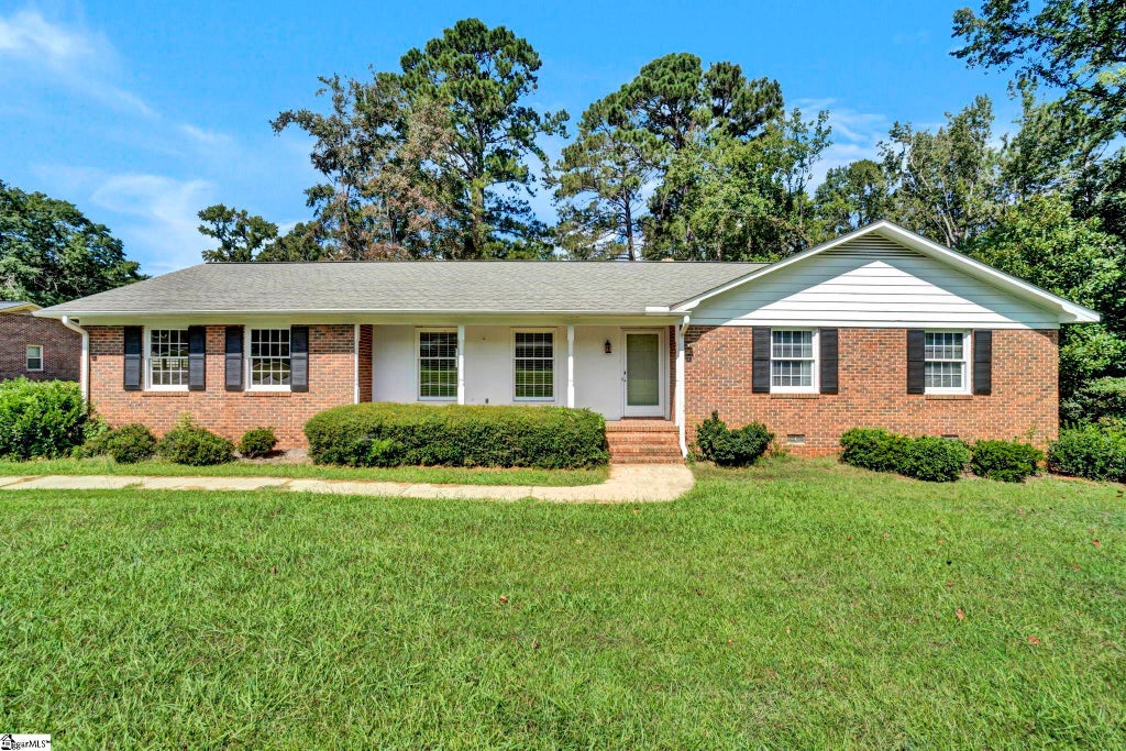 154 Crescent Road, Greenwood