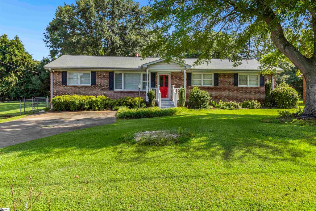 6111 Robin Street, Spartanburg