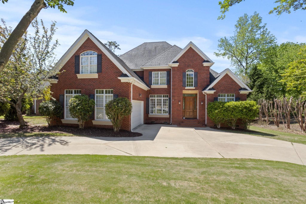 236 Horseshoe Lake Drive, Spartanburg