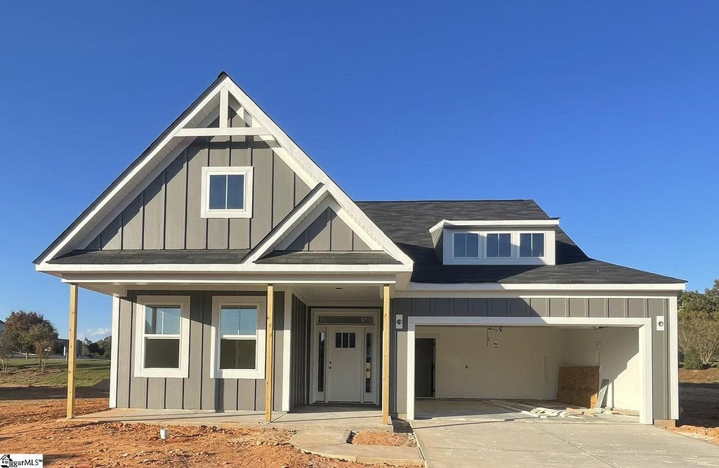 1821 Betsy Ross Drive, Moore