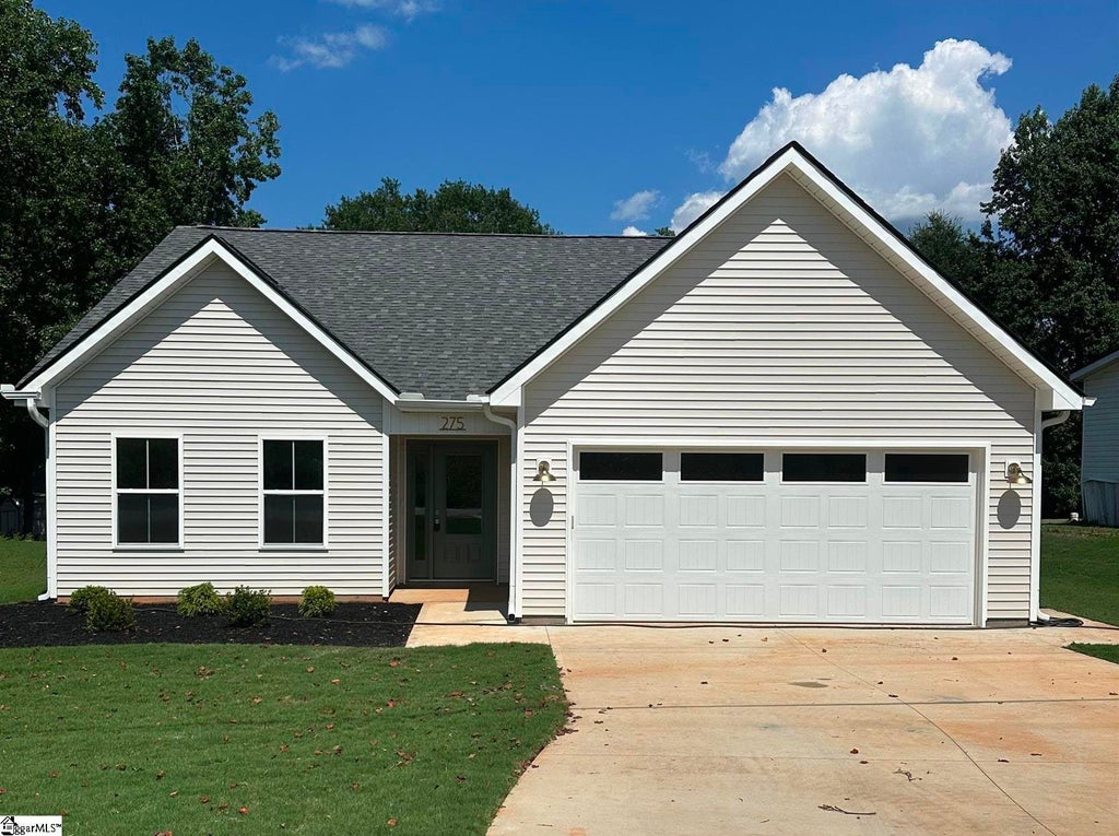 275 Ragan Street, Campobello