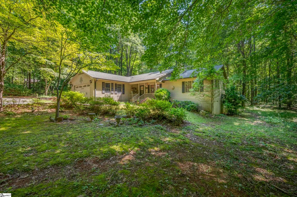 144 Beechwood Drive, Columbus