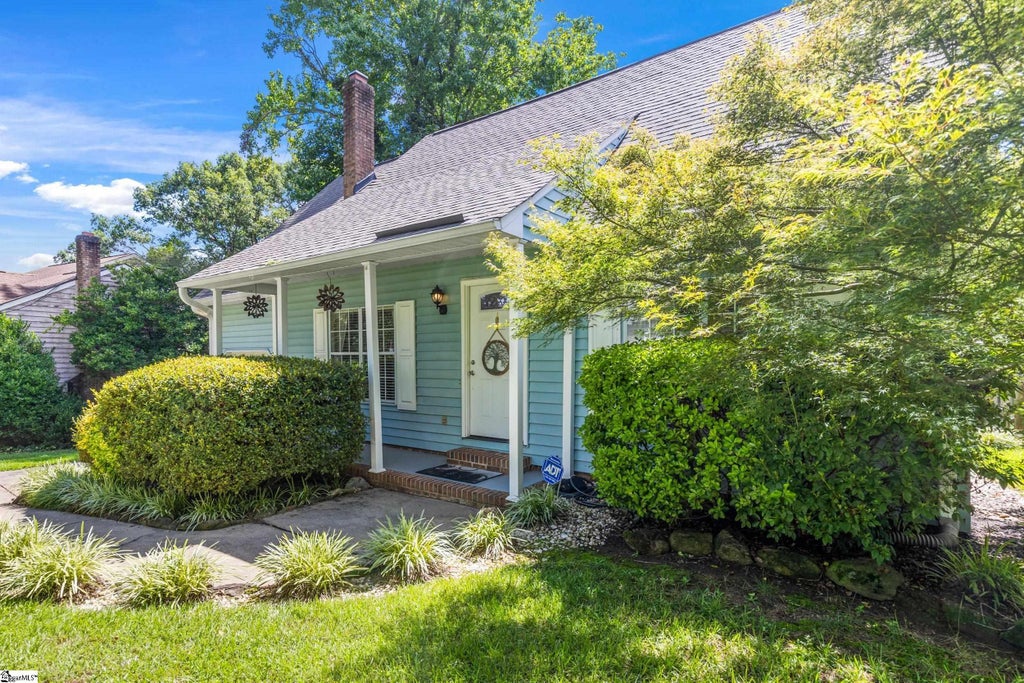 204 Three Forks Place, Greenville