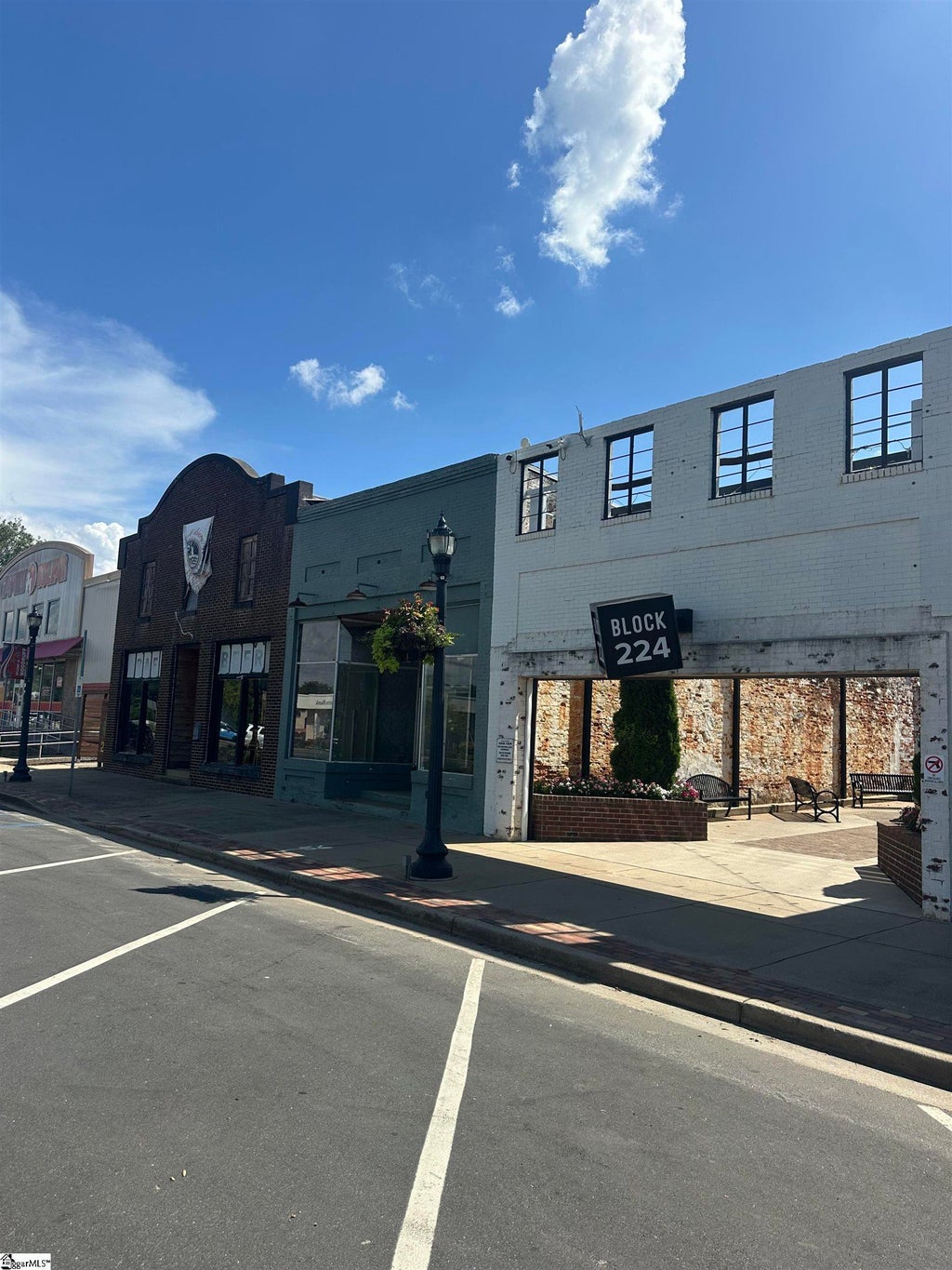 226 S Main Street, Woodruff