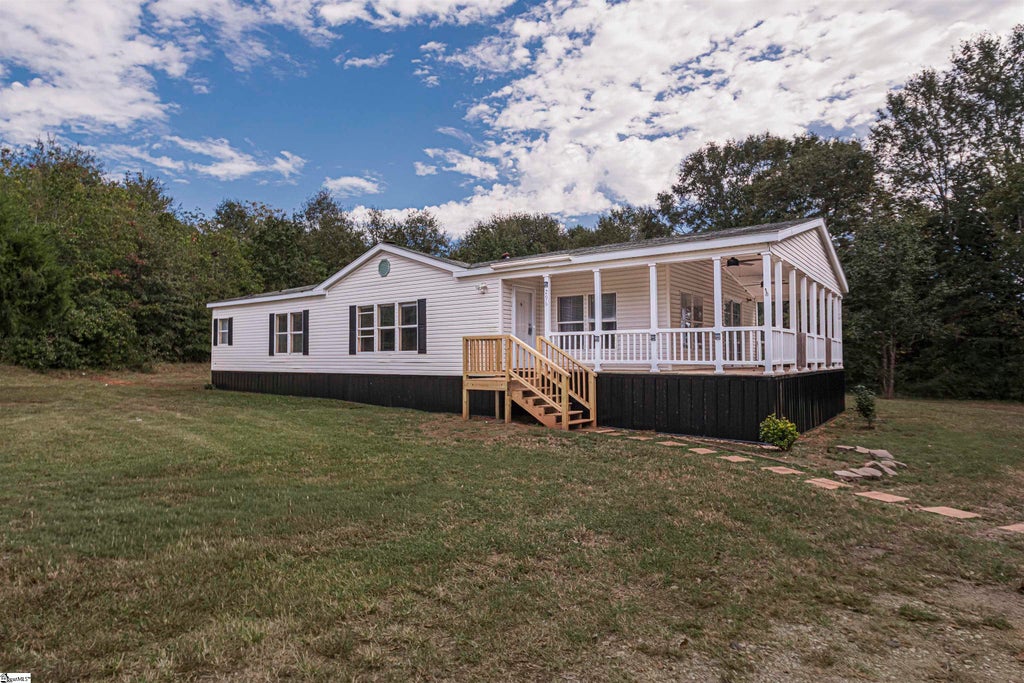 296 Fish Camp Road, Easley