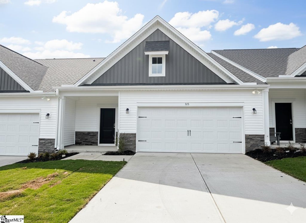 325 Gooding Trail, Greenville